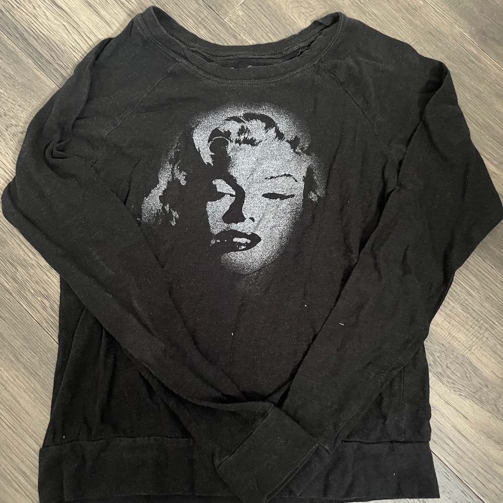 Marilyn Monroe Portrait Long Sleeve Tee